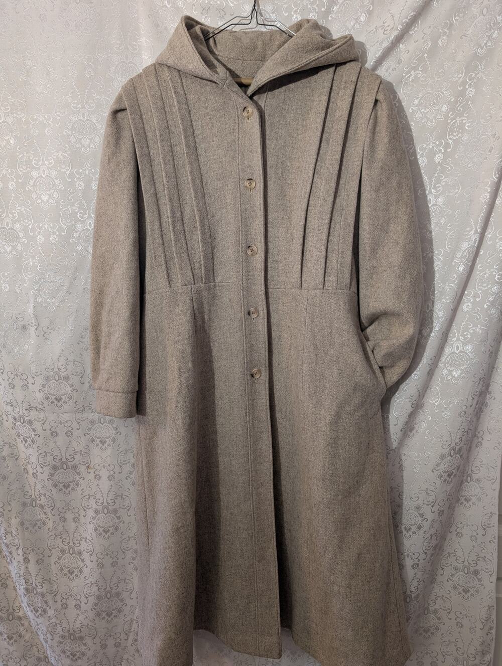 Vintage 70-80s ILGWU Hooded Wool Coat Pleated Maxi Trench Greige Taupe